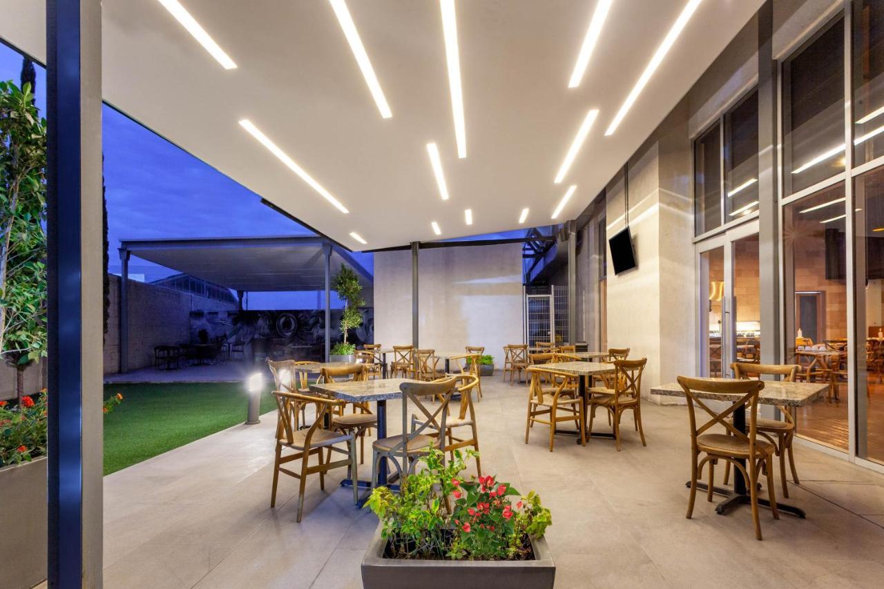 Tryp By Wyndham San Luis Potosí Hotel Exterior foto